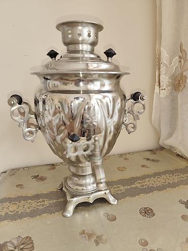 su termosu: Retro kömürlü samovar – metal korpus, klassik barokko üslublu naxışlı — 3