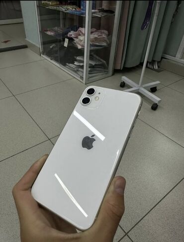airpods скупка: IPhone 11, Белый