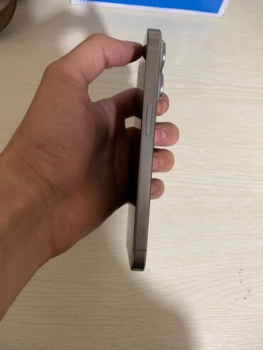 Apple iPhone: IPhone 15 Pro, 256 ГБ, Natural Titanium, Кабель, 89 % — 5