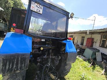 Другой транспорт: Трактор МТЗ 82.1 Год 2006 Состояние хорошее Пресс подборщик — 5