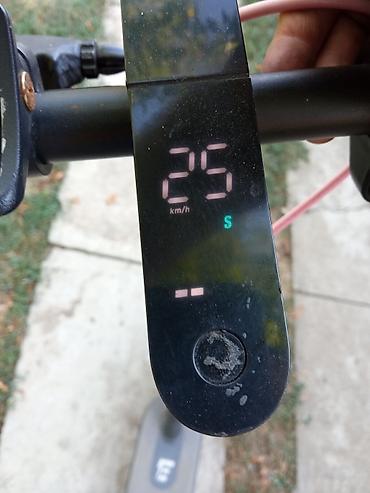 Trotineti, skejtbordovi i hoverbordovi: Električni trotinet E-WHEELS E2S V2 i E-WHEELS E2S V2 PRO sa zadnjim — 17
