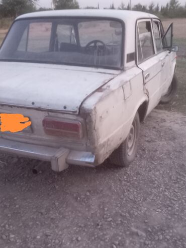 Sbor motorlar və silindr başlıqları: Satılır: klassik sovet istehsalı sedan üçün tam komplekt karbüratorlu — 16