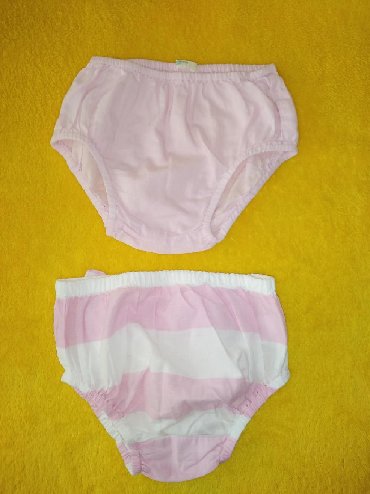 Benetton i Next baby gaćice za bebe devojčice Veličina 62-68 može i