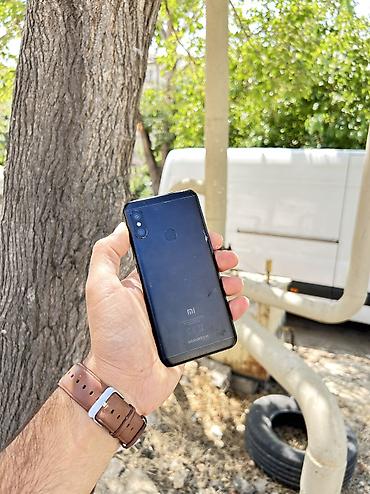 redmi mi 8 lite: Xiaomi Mi A2 Lite, 32 GB, rəng - Qara, 
 Düyməli, Barmaq izi, Face ID — 7