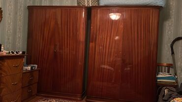 Yataq otağı dəstləri: Germaniya mebeli 2 carpayi 2 tumba + 2 dolab.+ 1 termo.Qiymet 400 azn -da lalafo.az — 2 Yataq otağı dəstləri: Germaniya mebeli 2 carpayi 2 tumba + 2 dolab.+ 1 termo.Qiymet 400 azn — 2