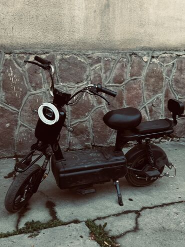 скутр электро: Электромопед городского типа Идеальный выбор для езды по городу