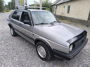 Продажа авто: Volkswagen Golf: 1987 г., 1.8 л, Механика, Бензин, Хэтчбэк — 3
