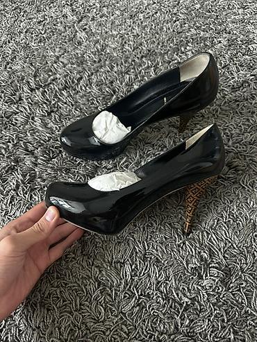stud 5000: Fendi — женские туфли-лодочки на каблуке - Модель: классические — 2