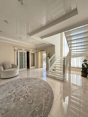 Продажа домов: Дом, 240 м², 4 комнаты — 3