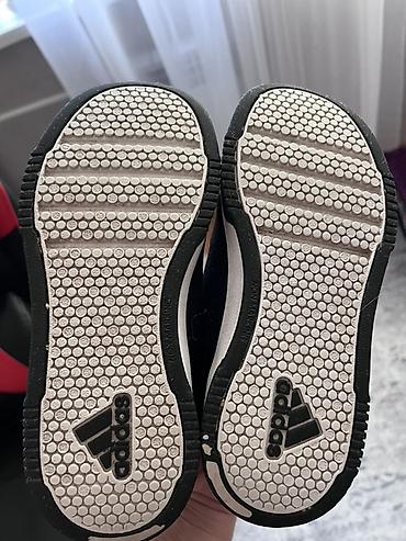 фирменная обувь из италии: Детские кроссовки Adidas ОРИГИНАЛ ПОКУПАЛИ в Дубае (на широкую ногу) — 3