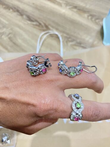 Bijuteriya dəstləri: Qızılı manşet bilərzik + makrame qolbaq seti - Manşet bilərzik: Geniş — 13