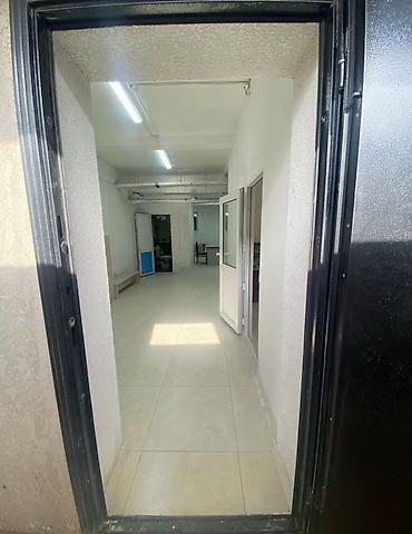 Продажа салонов красоты и кабинетов: Барбершоп 65 м², 2 комнаты at lalafo.kg — 7 Продажа салонов красоты и кабинетов: Барбершоп 65 м², 2 комнаты — 7