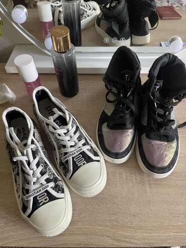 Кроссовки и спортивная обувь: Кроссовки, 37, Dior, Б/у, цвет - Белый, Самовывоз, Платная доставка