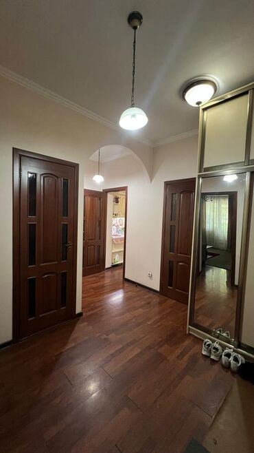 Продажа квартир: 3 комнаты, 71 м², Сталинка, 2 этаж, Евроремонт — 9