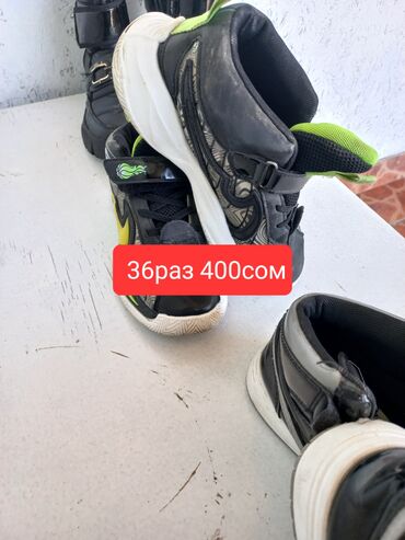 красовки зимный: Детская и подростковая обувь. 1) Кроссовки, размер 36 — 400 сом -