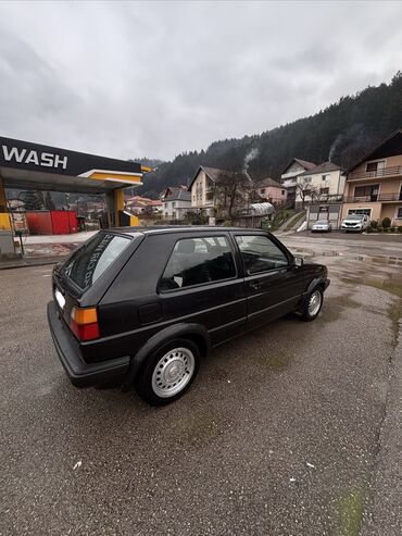 Volkswagen: Volkswagen Golf: 1.6 l | 1987 г. Hečbek — 2