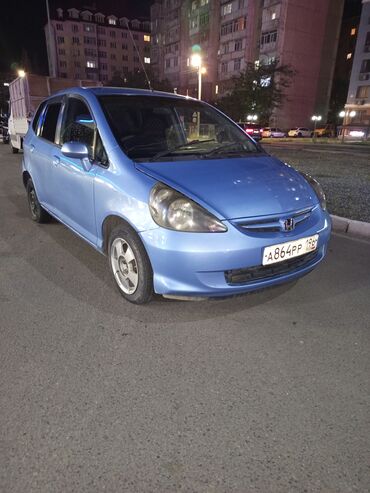 срочно продать машину: Honda Fit: 2002 г., 1.3 л, Вариатор, Бензин, Хетчбек