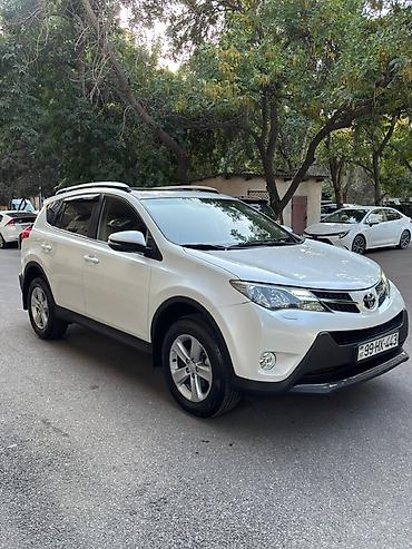 Toyota: Toyota RAV4: 2 l | Krossover — 6
