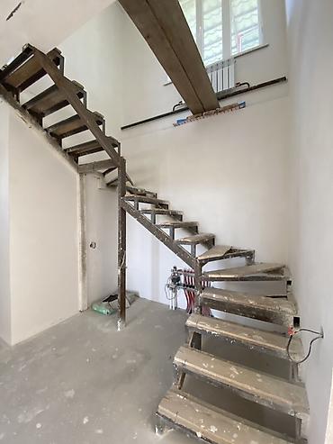 Продажа коттеджей и домов: 5 и более комнат, 250 м², 8 соток, Бишкек, Агентство недвижимости — 25