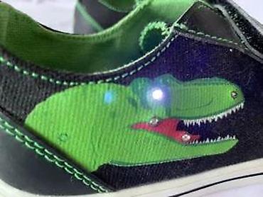 Patike: KVALITETNE DEČIJE PATIKE, TEKSTIL, BR 33, AKCIJA! | Kvalitetne nove — 23