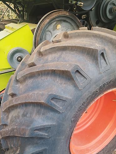автомобиль базар: CLAAS Dominator 130 biçin kombaynı - Marka/model: CLAAS Dominator 130 — 6