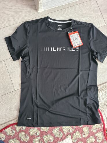 оригинал футболки: Футболка M (EU 38), цвет - Черный