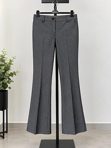 Poslovne pantalone
Dostupne u velicini L

1600 rsd ✨