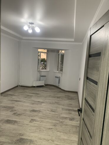 сдаю квартиры долгосрочно: 1 бөлмө, Менчик ээси, Чогуу жашоосу жок, Эмерексиз