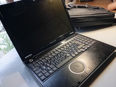 packard bell: Ноутбук, Packard Bell, 2 ГБ ОЗУ, Intel Celeron, Б/у, Для несложных задач, память HDD
