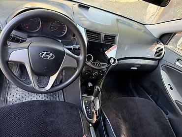 getz 2: Hyundai Accent: 2013 г., 1.6 л, Автомат, Бензин, Седан — 5