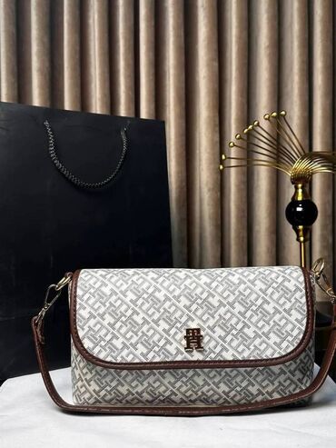 Torbe: Tasne 
pk na lalafo.rs — 1 Torbe: Tasne 
pk — 1