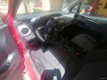 Toyota: Toyota Yaris: 1 l. | 2015 έ. Χάτσμπακ — 8