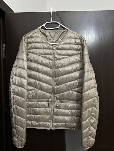 Куртки: Женская куртка L (EU 40), цвет - Бежевый