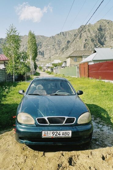 Продажа авто: Daewoo Lanos: 1996 г., 1.5 л, Механика, Бензин, Седан