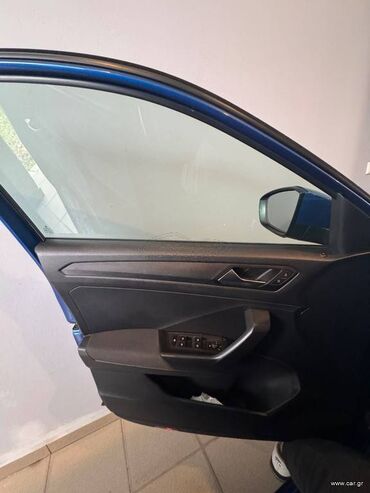 Volkswagen: Volkswagen : 1.6 l. | 2021 έ. SUV/4x4 — 7