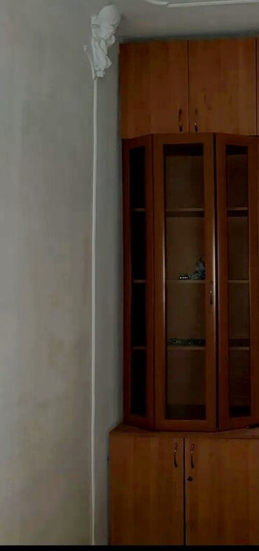 Şəkildə gördüyünüz bir qorka deyil iki qorkadı eynidi.Təmiz ağacdan