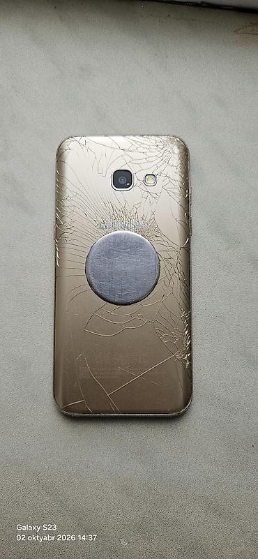 galaxy z: Samsung Galaxy A3 2017, 16 GB, rəng - Qızılı, İki sim kartlı — 3