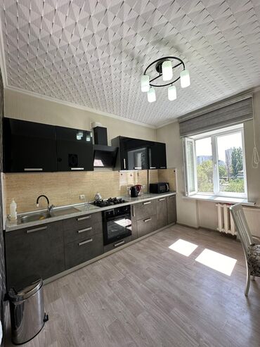 обмен на частный дом: 4 комнаты, 116 м², Индивидуалка, 5 этаж, Старый ремонт
