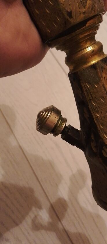 Qəlyan, vayp və aksesuarları: Qədim qəlyan aparatı tam işlək vəziyyətdə Üzərindəki naxışlar əl işi -da lalafo.az — 6 Qəlyan, vayp və aksesuarları: Qədim qəlyan aparatı tam işlək vəziyyətdə Üzərindəki naxışlar əl işi — 6