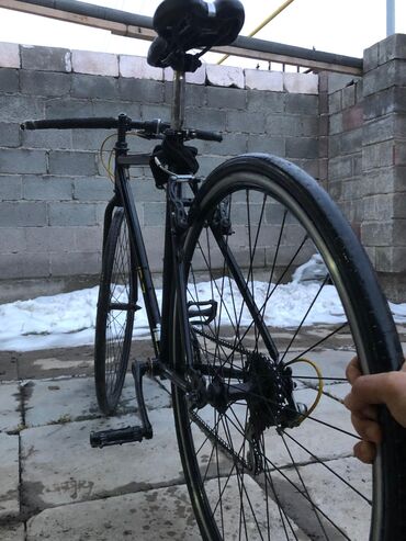 Велосипеддер: Велосипед шоссейный корейский Цвет чёрный размер колёс 28