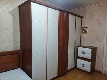 диваны трансформер: Спальный гарнитур, Б/у, Другая страна