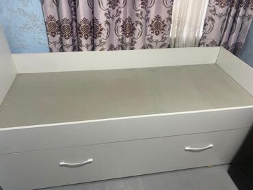 наматрасник односпальный: Двухъярусная кровать, Б/у, С выкатной системой