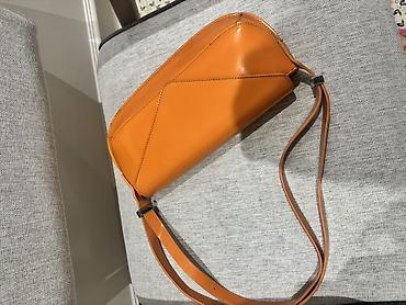 yango canta: Məhsul: ZARA Portağal rəngli çiyin/çarpaz çanta - Material: Parlaq — 2