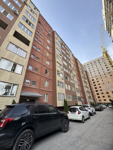 Продажа домов: 3 комнаты, 100 м², 106 серия улучшенная, 2 этаж, Евроремонт