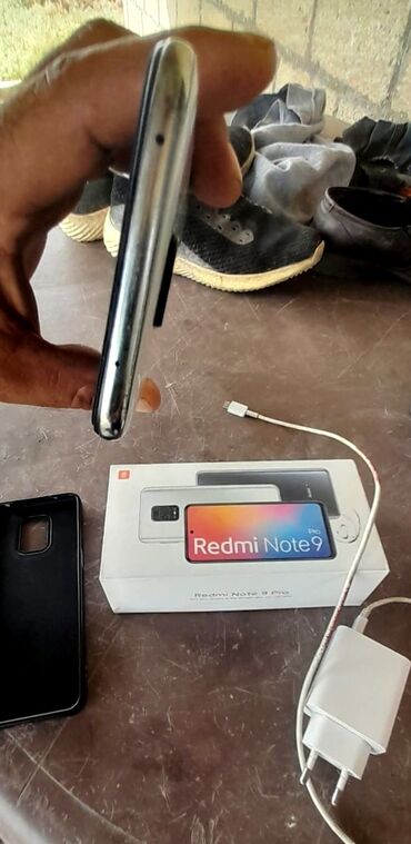 сотовый телефон fly ff281 черный: Redmi Note 9 Pro, 128 GB, rəng - Ağ, İki sim kartlı, Sənədlərlə