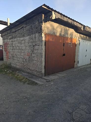 для гаража: Кирпичный гараж (бокс) стандартного формата,с подвалом внутриплощадь — 1