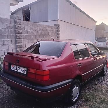 капот вента: Volkswagen Vento: 1993 г., 1.8 л, Механика, Бензин, Седан — 4