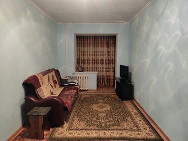 бишкек сдаю квартира: 1 комната, Собственник, Без подселения, С мебелью частично