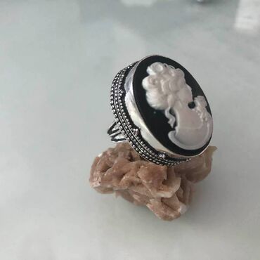 prsten sa srcem: Women's ring