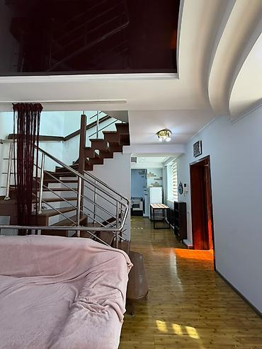 южные мкр: 4 комнаты, 149 м², 12 соток, Бишкек, 7 мкр Агентство недвижимости — 3